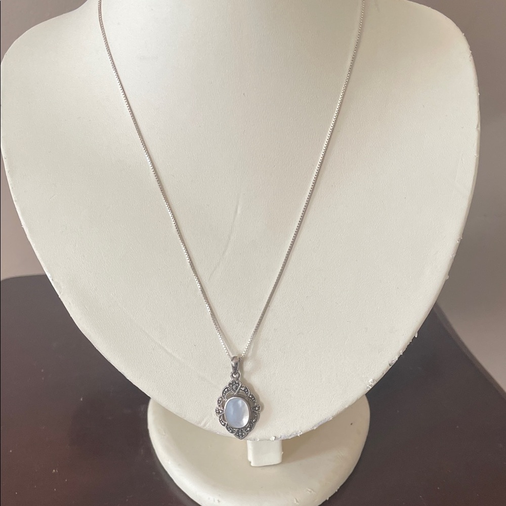 Marcasite Elegant Silver Pendant Necklace .925 mother of pearl